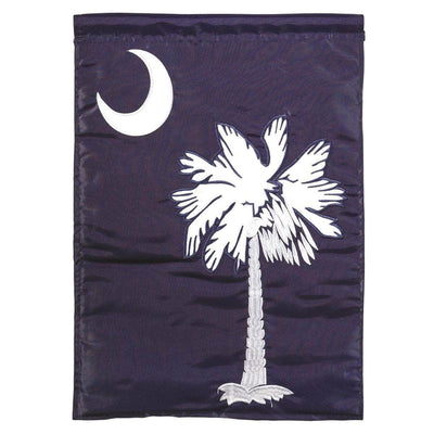 South Carolina State Garden Flag with double-thickness design, intricate applique stitching, and durable nylon construction for patriotic outdoor décor.